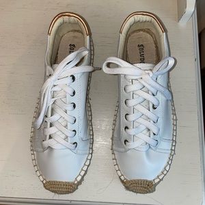 BRAND NEW SOLUDOS ESPADRILLE SNEAKER